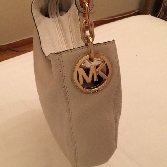 Michael Kors Handbags - MICHAEL KORS HANDBAG